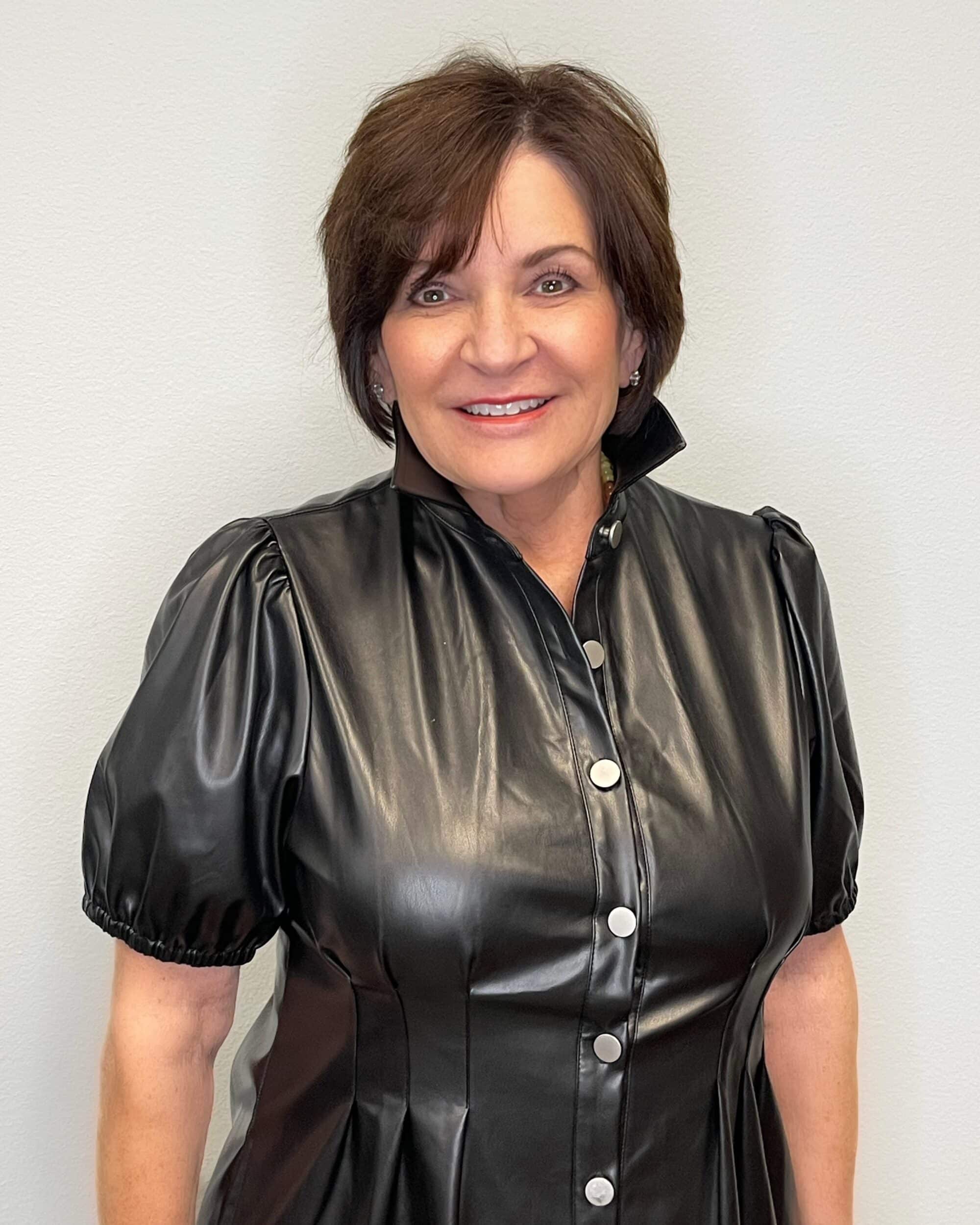 Donna, office manager of Fort Worth Magazine Top Doc plastic surgeon Dr. Kunkel